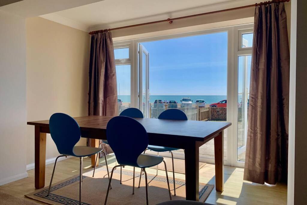 Seaview Beach House Stones Throws From The Sea By Air Premier Seaford Exterior foto