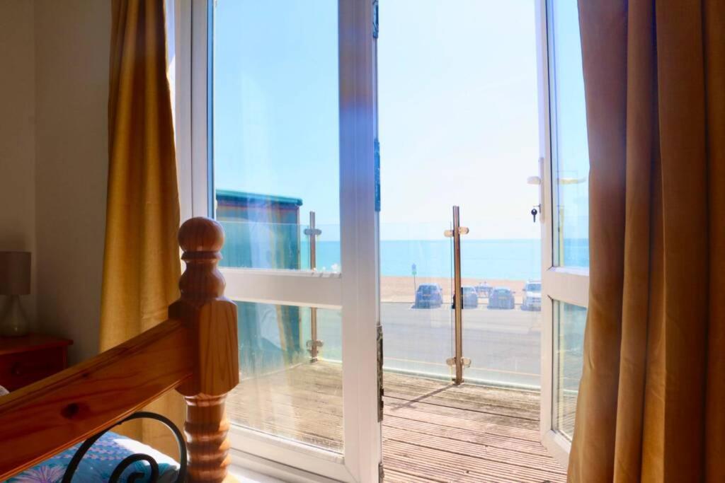 Seaview Beach House Stones Throws From The Sea By Air Premier Seaford Exterior foto