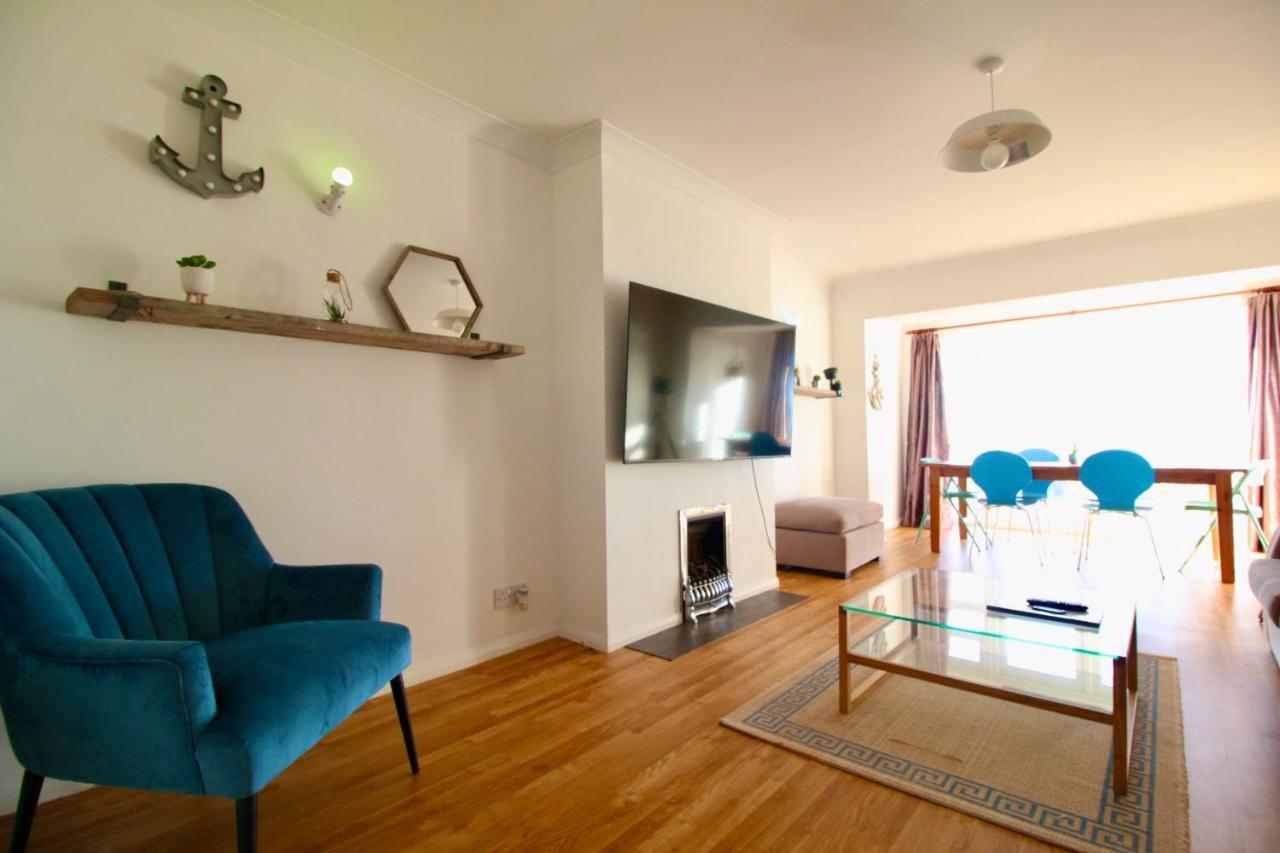 Seaview Beach House Stones Throws From The Sea By Air Premier Seaford Exterior foto